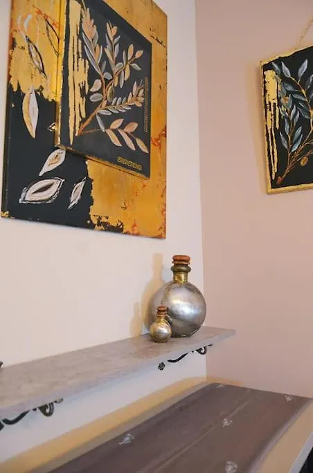 Cozy Studio, 1Min From Kamara Thessaloniki Apartment